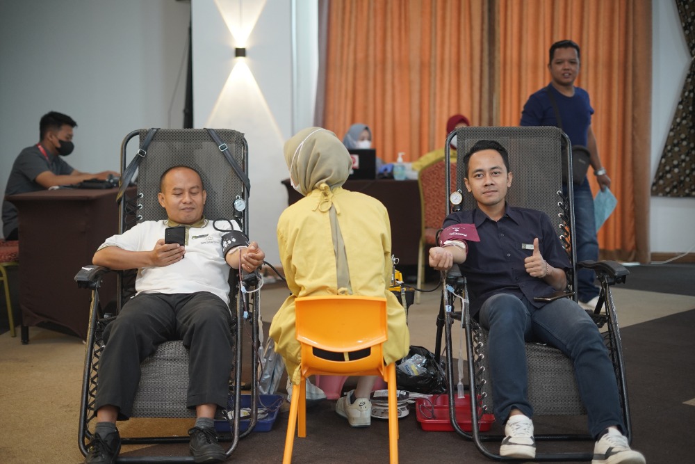 BAKSOS   donor darah dimeriahkan dengan bazar medis dan kesehatan dilengkapi klinik konsultasi psikologis, kesehatan mental diselenggarakan kolaborasi menejemen Java Lotus hotel (J-Lo) – Lions Club Jember Argopuro pada Minggu, 23 Juni 2024.