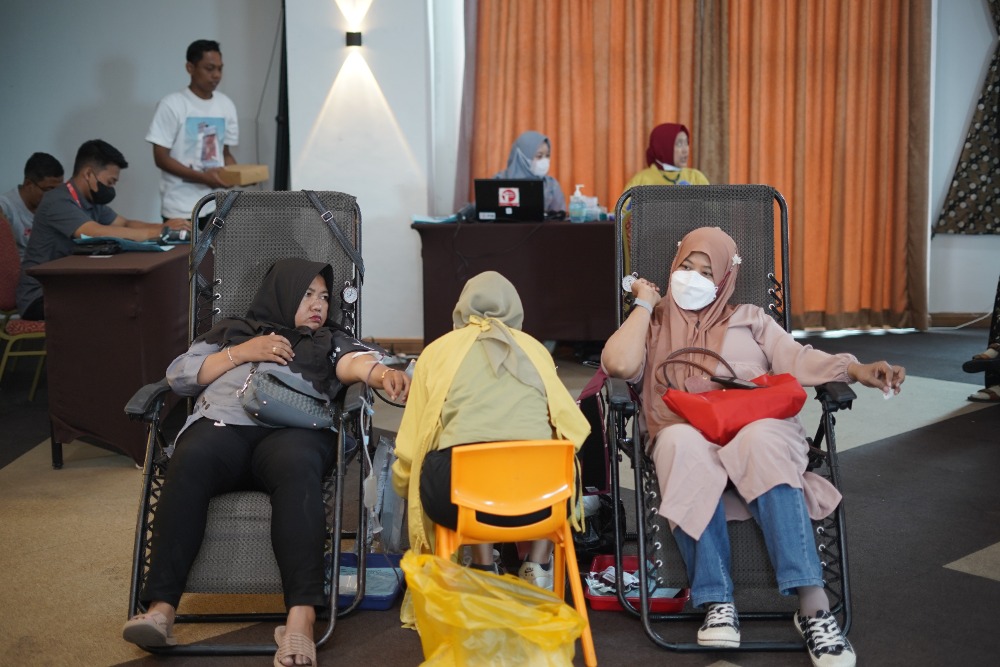 BAKSOS   donor darah dimeriahkan dengan bazar medis dan kesehatan dilengkapi klinik konsultasi psikologis, kesehatan mental diselenggarakan kolaborasi menejemen Java Lotus hotel (J-Lo) – Lions Club Jember Argopuro pada Minggu, 23 Juni 2024.