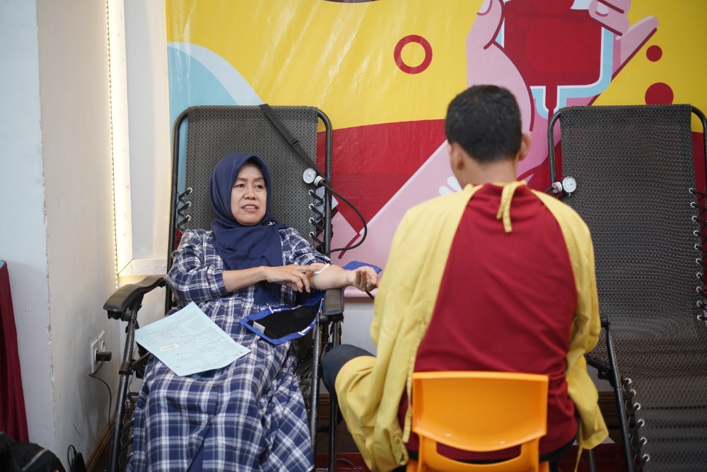 BAKSOS   donor darah dimeriahkan dengan bazar medis dan kesehatan dilengkapi klinik konsultasi psikologis, kesehatan mental diselenggarakan kolaborasi menejemen Java Lotus hotel (J-Lo) – Lions Club Jember Argopuro pada Minggu, 23 Juni 2024.