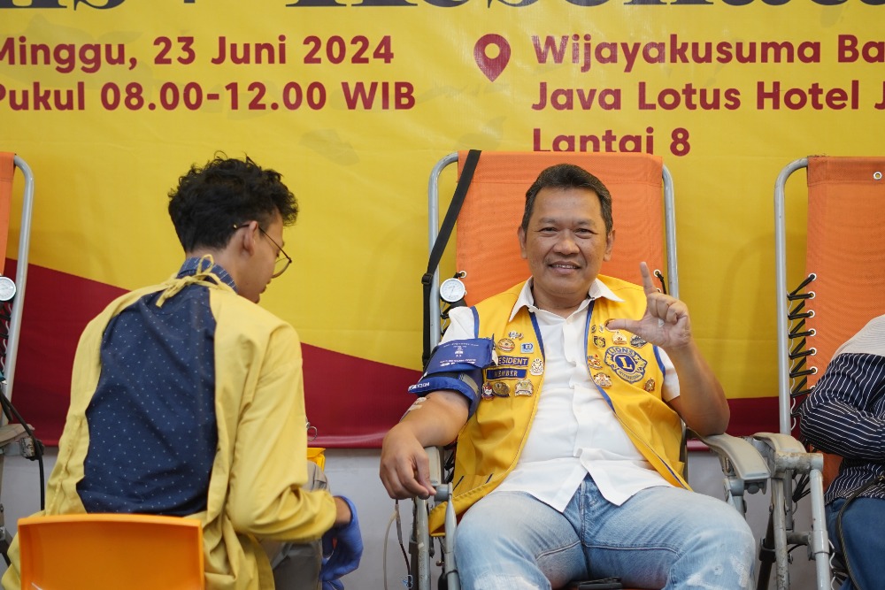 BAKSOS   donor darah dimeriahkan dengan bazar medis dan kesehatan dilengkapi klinik konsultasi psikologis, kesehatan mental diselenggarakan kolaborasi menejemen Java Lotus hotel (J-Lo) – Lions Club Jember Argopuro pada Minggu, 23 Juni 2024.