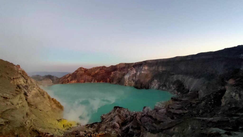 Java Lotus Hotel Jember invites you to embark on an unforgettable journey that offers more than just a change of scenery. In collaboration with a renowned tour operator, we present the Kawah Ijen Blue Fire and Jember Trip—an open trip package that is both affordable and a must-try.