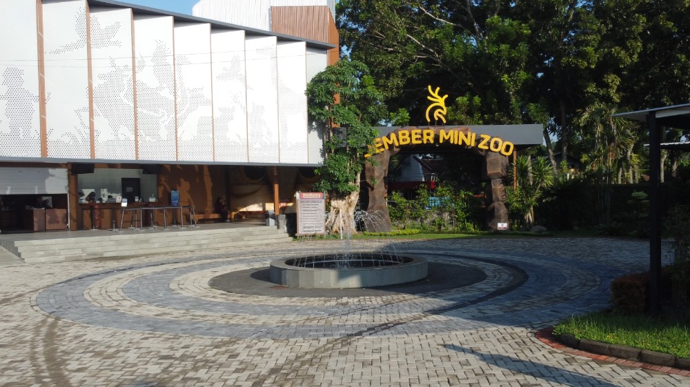 Liburan sekolah kini bukan hanya soal jalan-jalan. Tetapi soal kebersamaan, pembelajaran, dan pengalaman. Semua itu bisa dimulai dari Jember.”